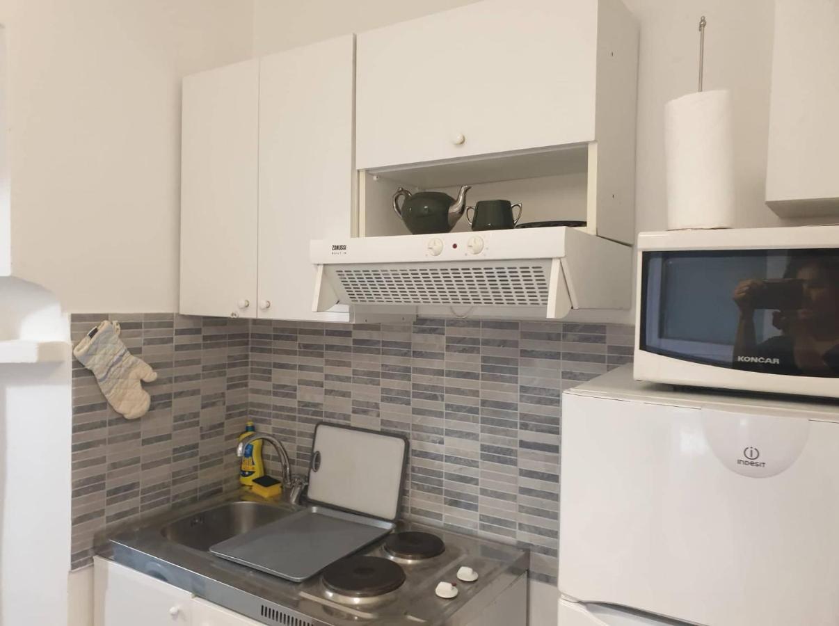 Apartmani Nedo สปลิท ภายนอก รูปภาพ
