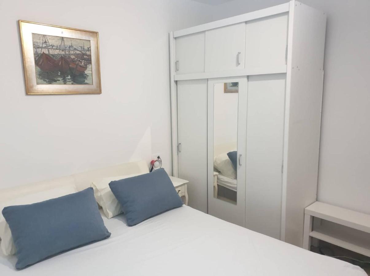 Apartmani Nedo สปลิท ภายนอก รูปภาพ