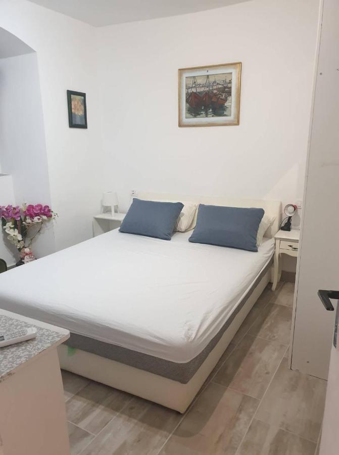 Apartmani Nedo สปลิท ภายนอก รูปภาพ